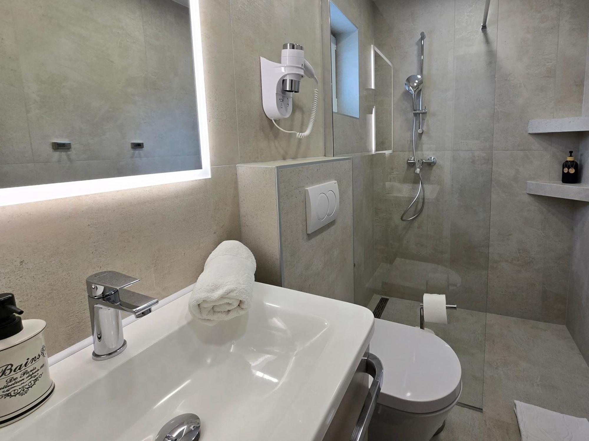 Apartments Goro Podstrana Room photo
